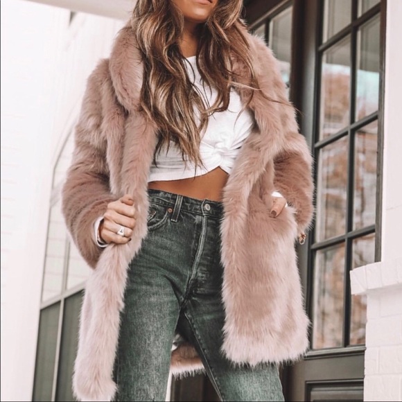 Express Mauve Taupe Tan Faux Fur Coat XS majorelle